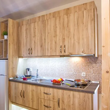 Golden Apartament Ofrínion